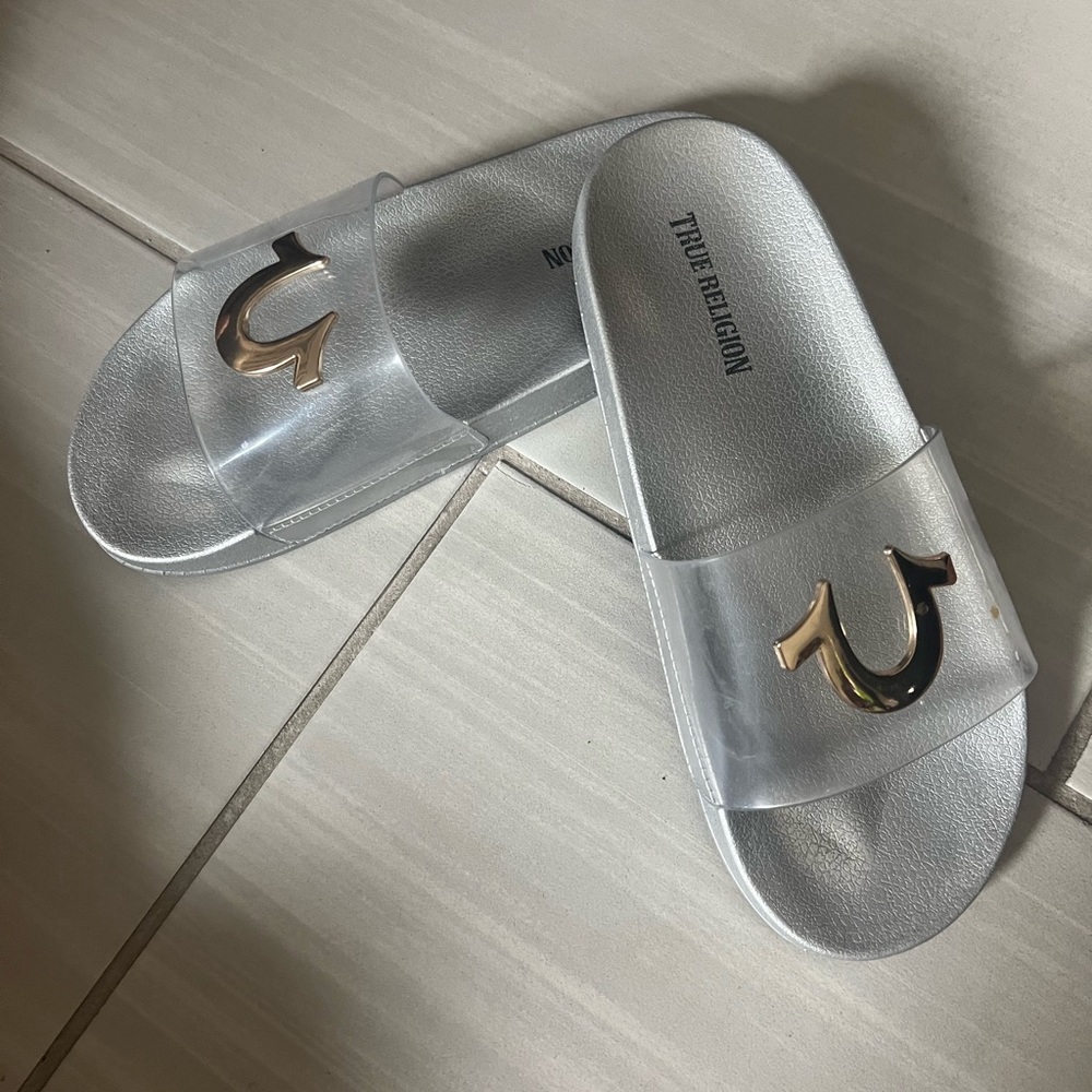 True Religion slides size 9 woman’s